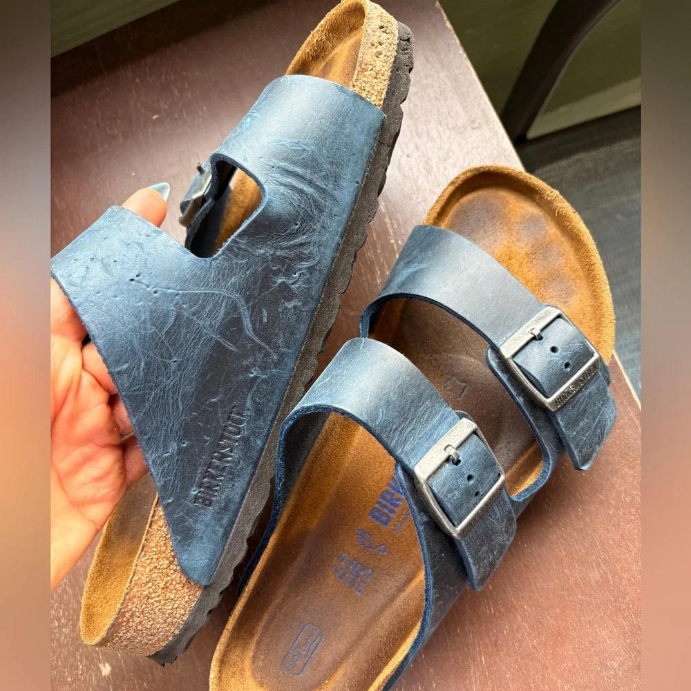 Birkenstock Navy Two Strap Arizona Sandals!! - Picture 4 of 8